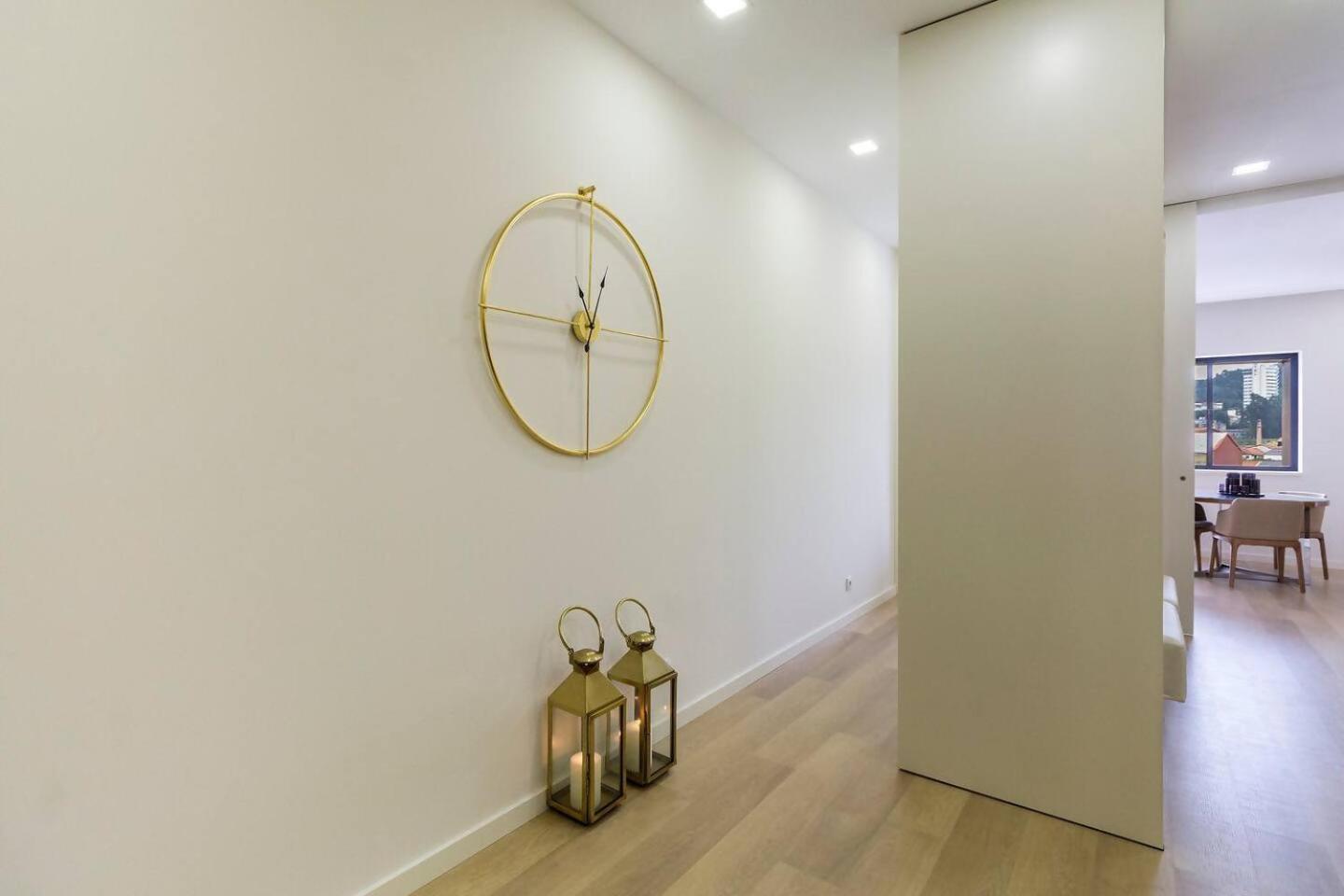 The Office Guest Appartement Guimarães Buitenkant foto
